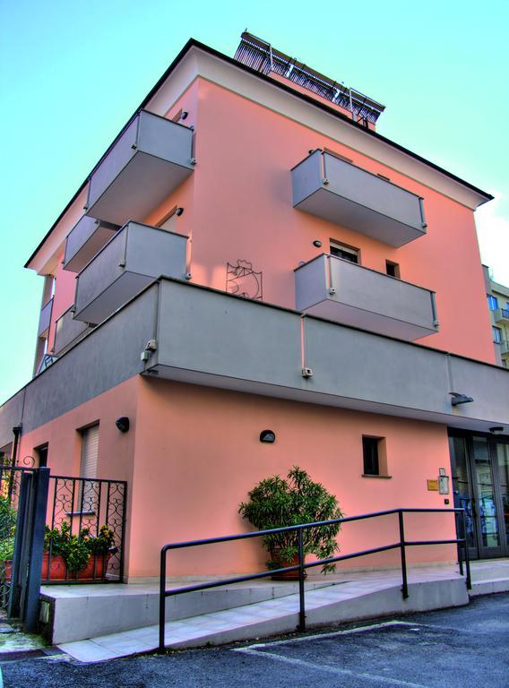 Residence La Casetta Loano Camera foto